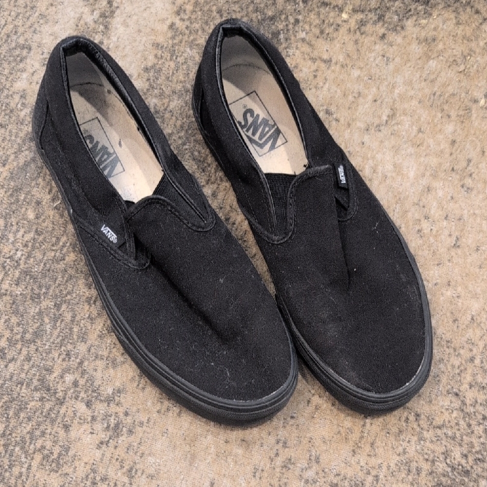 Vans Men's Classic Black Slip-On Sneakers